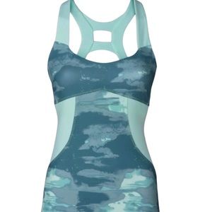 The North Face Tadasana Sport Racerback Tank Top in Blue size S